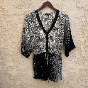 Single Black White Abstract Print Kimono Sleeve Romper XS/S
